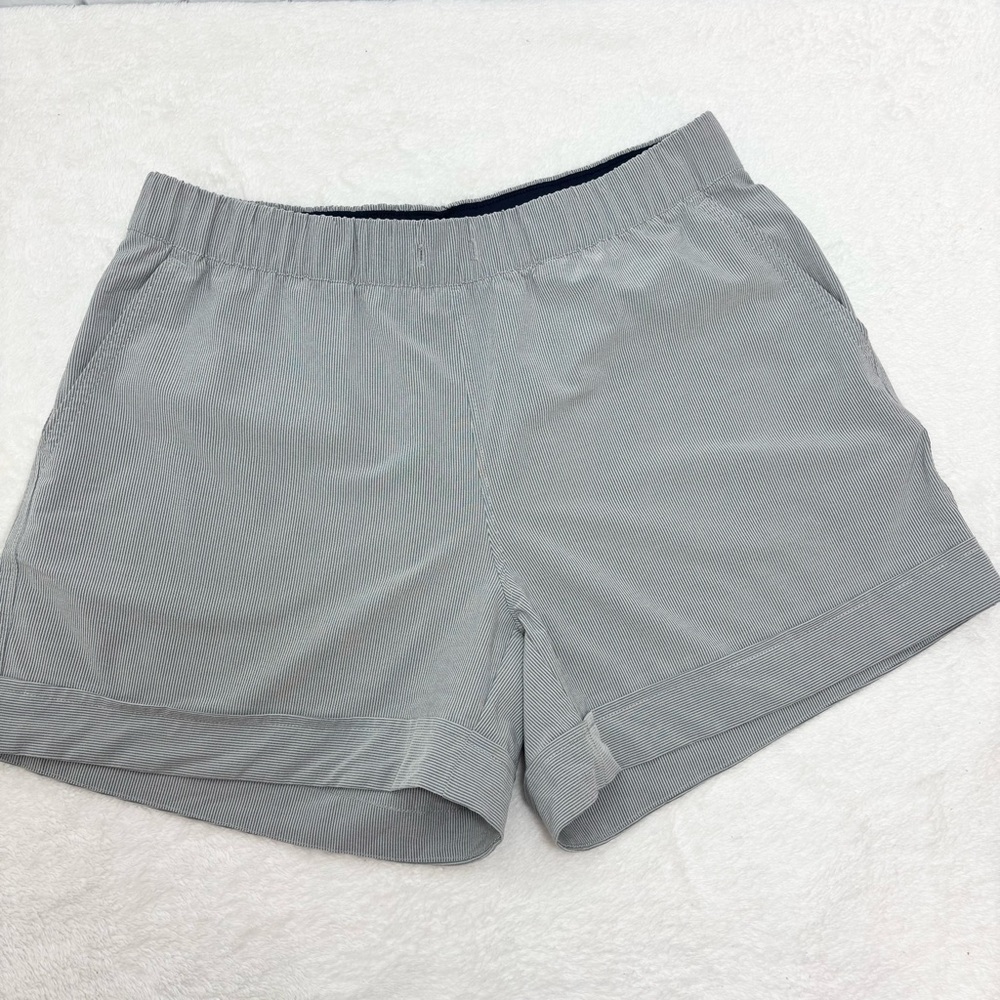 Athleta Women's Athletic Shorts in‎ Light Gray Size S
